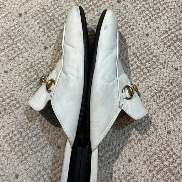 SOLD!!!Gucci Princeton Leather Flat Loafers w/ Goldtone Horsebit Buckle. - Picture 12 of 13